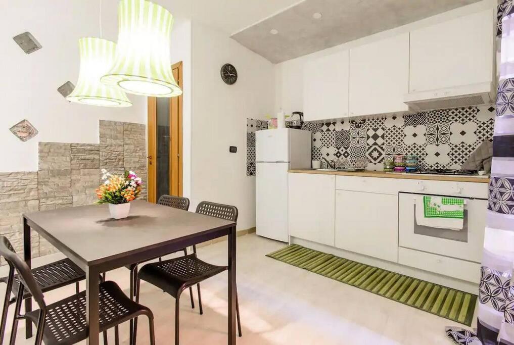 Appartamento Maclahouse Napoli Centrale Esterno foto