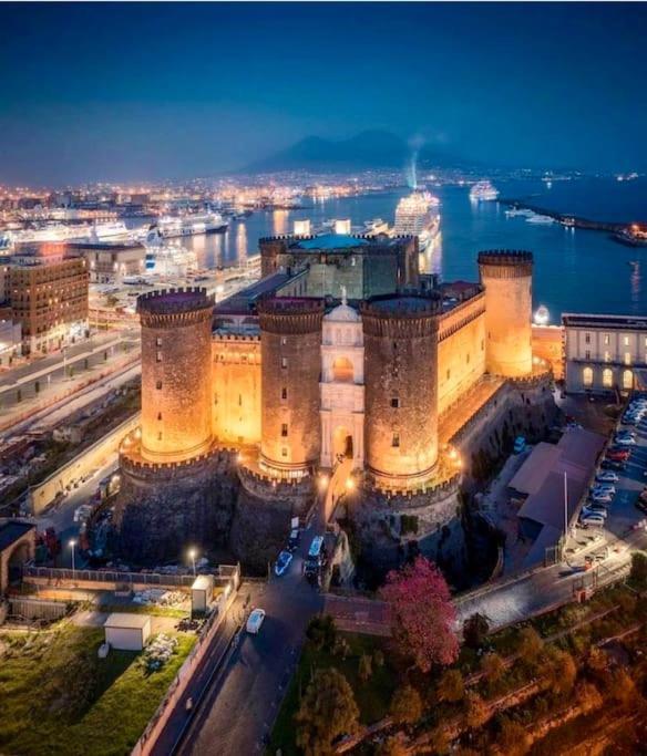 Appartamento Maclahouse Napoli Centrale Esterno foto